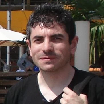 Ricardo Fernández: Fundador da Bit Managers