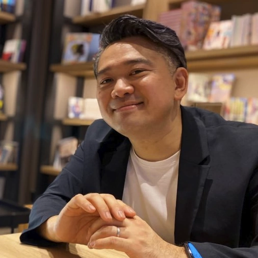 Picture of Takashi Takenouchi