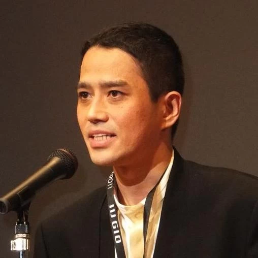 Satoshi Tajiri Foto de Satoshi Tajiri