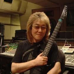 Kenji Kawai Foto de Kenji Kawai